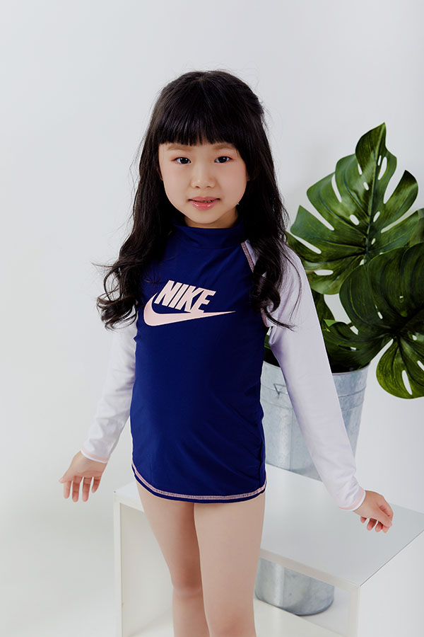 【漾著泳裝 - 女童款】新品入荷 童Nike長袖防曬泳衣 日本泳裝,漾著泳裝, 女童泳裝,新品入荷,兒童Nike泳裝,長袖防曬泳衣