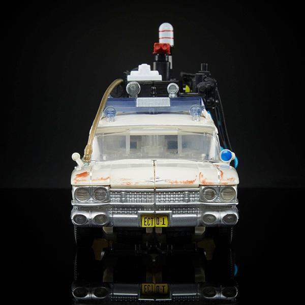 HASBRO 孩之寶 | 變形金剛 | 聯名款 | Ghostbusters: Afterlife 魔鬼剋星：未來世 | ECTO-1 捉鬼車 | 2021年 | 高約18公分 | 可變形可動完成品 | 全新未拆 | 現貨 