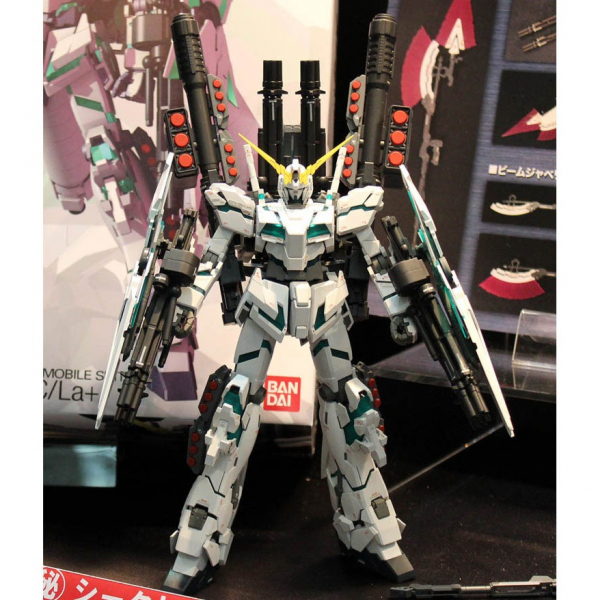 BANDAI 萬代 | MG 1/100 全裝備獨角獸鋼彈 | KA版 | 組裝模型 | 現貨 