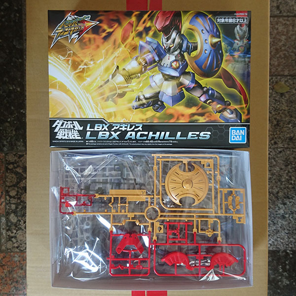 BANDAI 萬代 | LBX 紙箱戰機 | 超絕機能 | 阿基里斯 | 組裝模型  