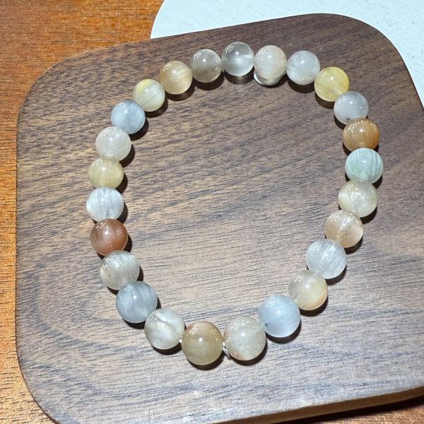 貓眼彩兔毛手環 合鹿工作室,貓眼彩兔毛手環,彩兔毛水晶,貓眼發晶,調和氣場,排除負能量,天然礦石,客製化手環,求財運,能量淨化