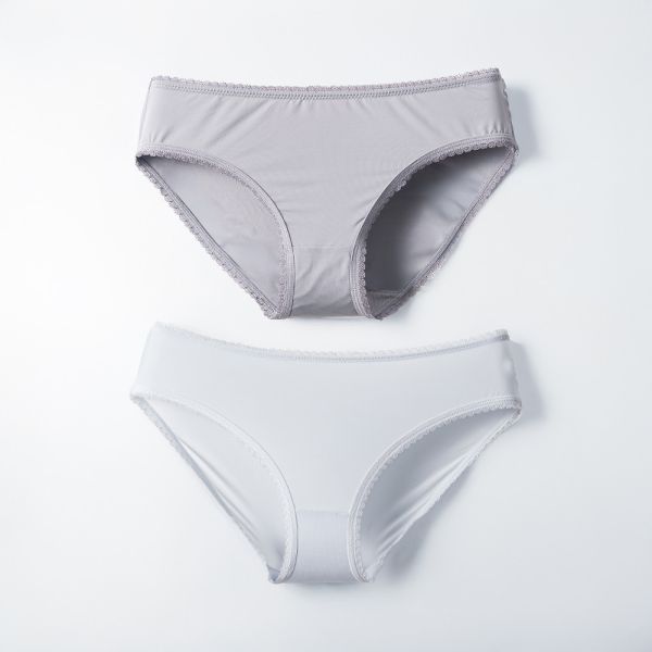 花邊｜中腰抑菌半包臀內褲 (非經期穿搭) 抗菌內褲,抑菌內褲,谷慕慕,月亮褲,內褲,非生理期,分泌物,日常