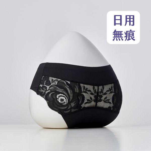 MOOND Panties Daily Nude - Replacing liners and pads 吸血月亮褲,月亮褲,生理期,衛生棉,外漏,防漏,棉條,月亮杯,月事內褲,生理褲,M巾,月亮杯,外漏,月經內褲,吸血內褲,經期內褲,紅紅褲,紅紅褲月亮褲,生理褲