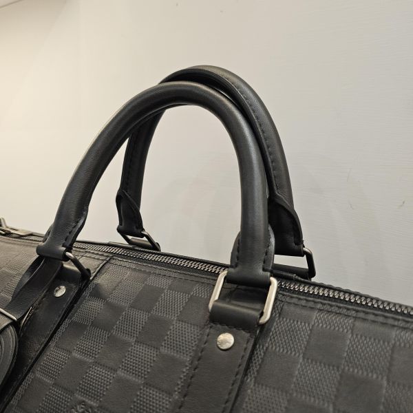 LV keepall50 黑格壓紋 旅行袋 LV包包 老花 keepall50黑武士 蒙田 ivy woc 迷你水桶nano montsouris bb 圓餅包 水桶包、精品包、名牌包、精品包推薦、精品二手包、經典款
