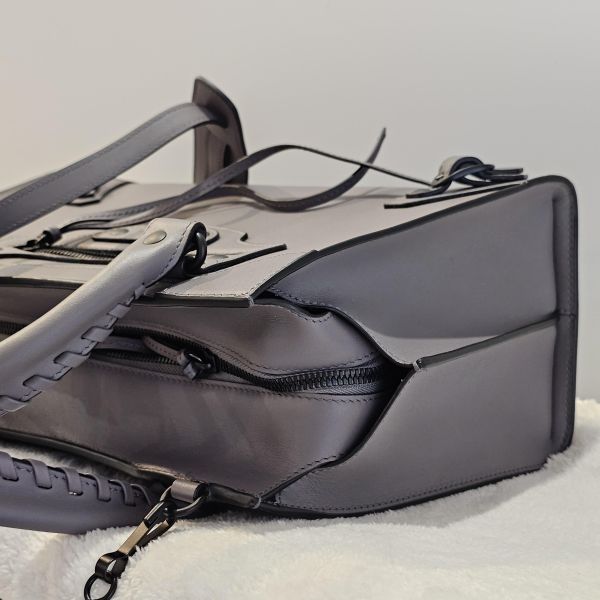Balenciaga Neo classic 深灰兩用機車包 98新閒置 Balenciaga 巴黎世家包包 Neo classic 深灰兩用機車包、精品包、名牌包、精品包推薦、精品二手包、經典款