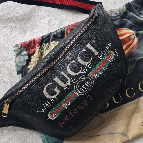 Gucci 塗鴉腰包 Gucci包包 塗鴉腰包、精品包、名牌包、精品包推薦、精品二手包、經典款