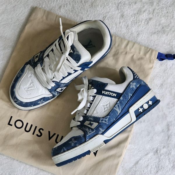 LV Trainer 牛仔藍運動鞋 37.5 LV包包 Trainer牛仔藍運動鞋 ivy woc 白金wave鏈包 老花 keepall50黑武士 蒙田 迷你水桶nano montsouris bb 圓餅包 水桶包、精品包、名牌包、精品包推薦、精品二手包、經典款