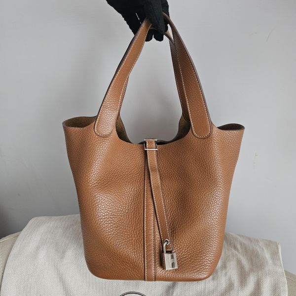 Hermes picotin22 菜籃子 金棕銀扣 Hermes 愛馬仕精品包租借 出租,Hermes愛馬仕菜籃子 租借價錢與款式整理,婚禮包包租借,拍照攝影道具精品包,商務派對名牌包 哪裡租