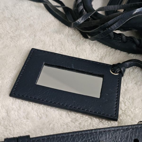 Balenciaga mini city 深藍銀扣 Balenciaga 巴黎世家精品包租借 出租,巴黎世家機車包租借價錢與款式整理,婚禮包包租借,拍照攝影道具精品包,商務派對名牌包 哪裡租