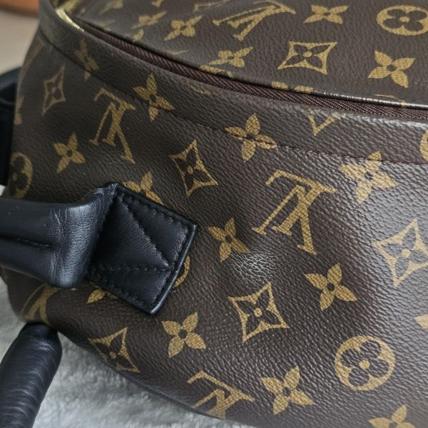 LV 老花後背包 中號 Louis Vuitton LV 路易威登精品包租借 出租,LV老花 LV達芙妮 LV後背包 LV迷你後背 LV圓餅包 租借價錢與款式整理,婚禮包包租借,拍照攝影道具精品包,商務派對名牌包 哪裡租