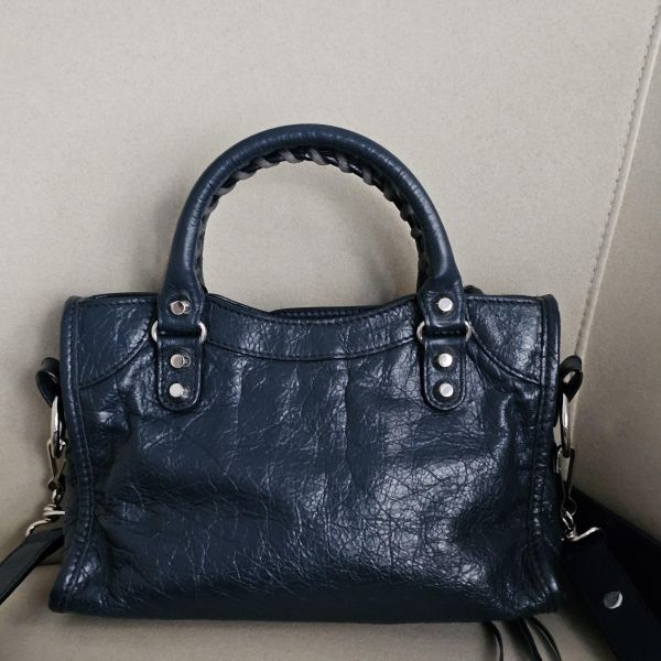 Balenciaga mini city 深藍銀扣 Balenciaga 巴黎世家精品包租借 出租,巴黎世家機車包租借價錢與款式整理,婚禮包包租借,拍照攝影道具精品包,商務派對名牌包 哪裡租