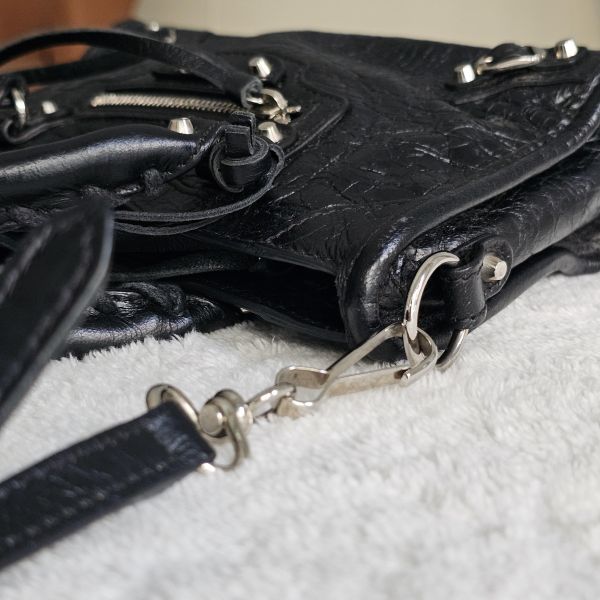 Balenciaga機車包 mini 黑 Balenciaga 巴黎世家精品包租借 出租,巴黎世家機車包mini租借價錢與款式整理,婚禮包包租借,拍照攝影道具精品包,商務派對名牌包 哪裡租