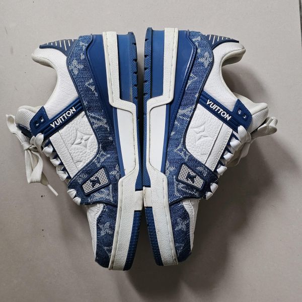 LV Trainer 牛仔藍運動鞋 37.5 LV包包 Trainer牛仔藍運動鞋 ivy woc 白金wave鏈包 老花 keepall50黑武士 蒙田 迷你水桶nano montsouris bb 圓餅包 水桶包、精品包、名牌包、精品包推薦、精品二手包、經典款