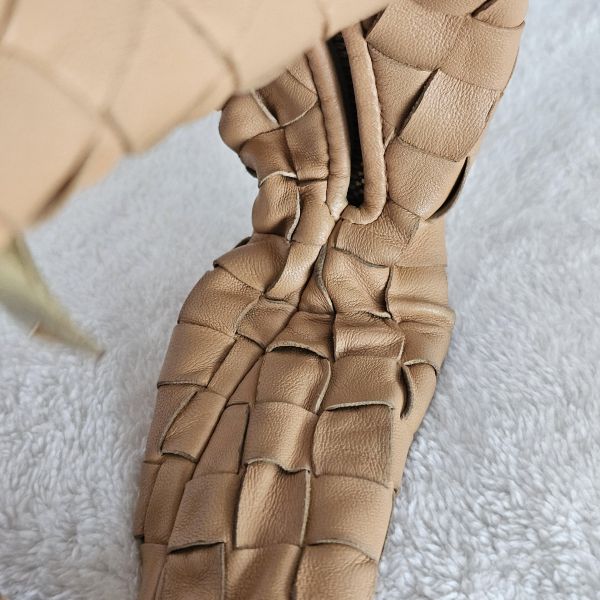 BV mini jodie 焦糖色 Bottega Veneta BV精品包租借 出租,BV編織包 BV扭結包 BV Jodie 租借價錢與款式整理,婚禮包包租借,拍照攝影道具精品包,商務派對名牌包 哪裡租
