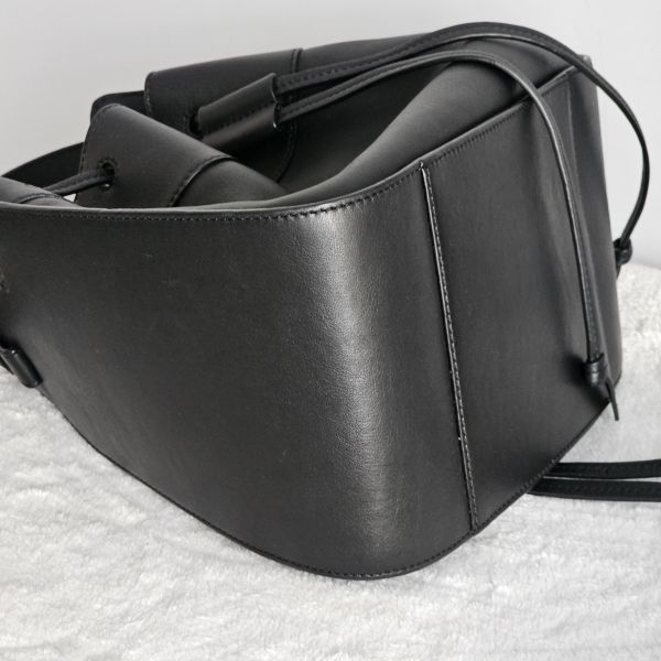 Loewe hammock 吊床包黑色 Loewe 羅意威精品包租借 出租,Loewe吊床包 Loewe小牛皮 租借價錢與款式整理,婚禮包包租借,拍照攝影道具精品包,商務派對名牌包 哪裡租