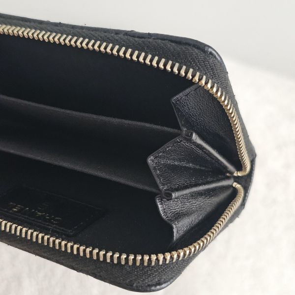 Chanel鑽扣雙C零錢包 Chanel 香奈兒包包 鑽扣雙C零錢包 ㄇ字零錢包黑荔枝 長盒子黑金羊皮 化妝盒 vanity21 藍色荔枝 小香腰包 CF WOC、精品包、名牌包、精品包推薦、精品二手包、經典款