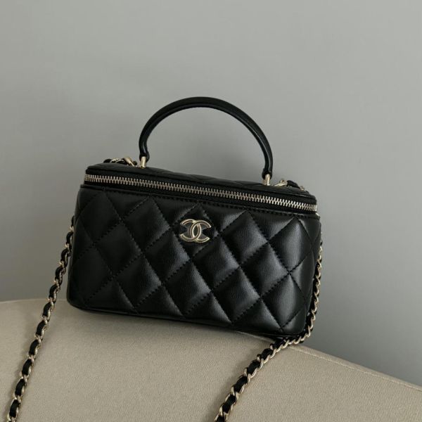 Chanel 黑色羊皮金扣 化妝盒兩用包 Chanel 香奈兒包包 長盒子黑金羊皮 化妝盒 vanity21 藍色荔枝 小香腰包 CF WOC、精品包、名牌包、精品包推薦、精品二手包、經典款