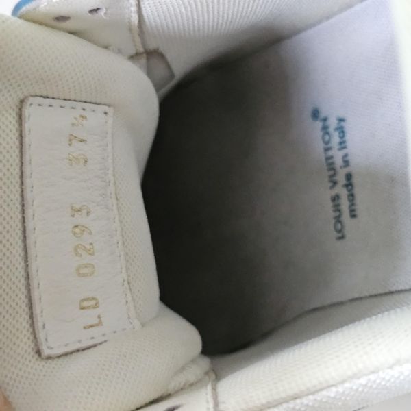 LV Trainer 牛仔藍運動鞋 37.5 LV包包 Trainer牛仔藍運動鞋 ivy woc 白金wave鏈包 老花 keepall50黑武士 蒙田 迷你水桶nano montsouris bb 圓餅包 水桶包、精品包、名牌包、精品包推薦、精品二手包、經典款