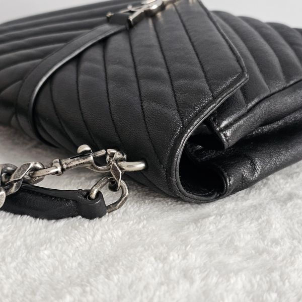 YSL 學院包 黑 Saint Laurent YSL聖羅蘭精品包租借 出租,YSL學院包 YSL流浪包 租借價錢與款式整理,婚禮包包租借,拍照攝影道具精品包,商務派對名牌包 哪裡租