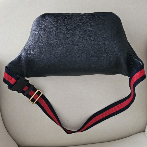 Gucci 塗鴉腰包 Gucci包包 塗鴉腰包、精品包、名牌包、精品包推薦、精品二手包、經典款