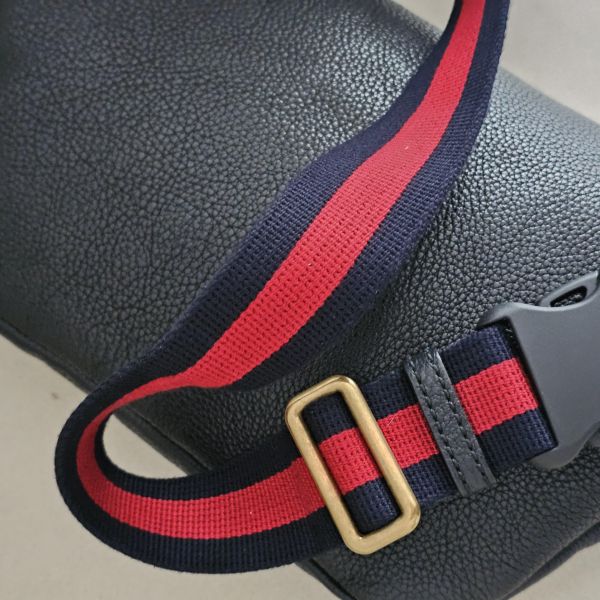 Gucci 塗鴉腰包 Gucci包包 塗鴉腰包、精品包、名牌包、精品包推薦、精品二手包、經典款