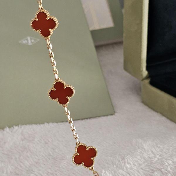VCA紅玉髓 五花手鍊 全新閒置 VCA梵克雅寶 Van Cleef & Arpels 紅玉髓 五花手鍊 全新閒置、精品包、名牌包、精品包推薦、精品二手包、經典款