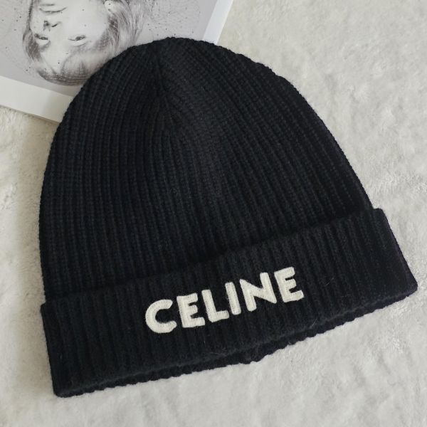 Celine黑字母毛帽 Celine包包 黑字母毛帽 棒球帽 老帽 凱旋門老花後背包 腋下包 水桶包、精品包、名牌包、精品包推薦、精品二手包、經典款