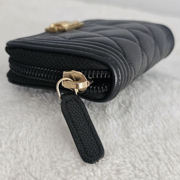 Chanel 黑金Boy零錢包 Chanel 香奈兒包包 小香Boy黑金零錢包 三折短夾 黑金雙c拉鍊卡包 長盒子黑金羊皮 化妝盒 vanity21 藍色荔枝 小香腰包 CF WOC、精品包、名牌包、精品包推薦、精品二手包、經典款