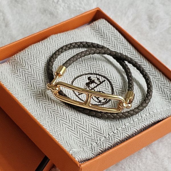 Hermes 豬鼻雙圈手鍊 大象灰金 Hermes 愛馬仕包包 豬鼻雙圈手鍊大象灰金 絲巾 領巾 菜籃子、精品包、名牌包、精品包推薦、精品二手包、經典款