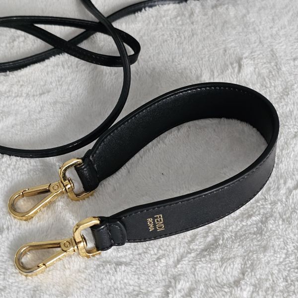 Fendi 老花小水桶 Fendi 芬迪精品包租借 出租,Fendi老花水桶包 Fendi飯盒 Fendi大法棍  租借價錢與款式整理,婚禮包包租借,拍照攝影道具精品包,商務派對名牌包 哪裡租
