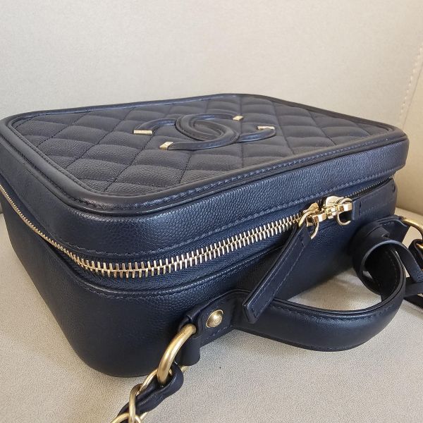Chanel vanity21 藍色荔枝 Chanel 香奈兒包包 vanity21 藍色荔枝 小香腰包 CF WOC、精品包、名牌包、精品包推薦、精品二手包、經典款