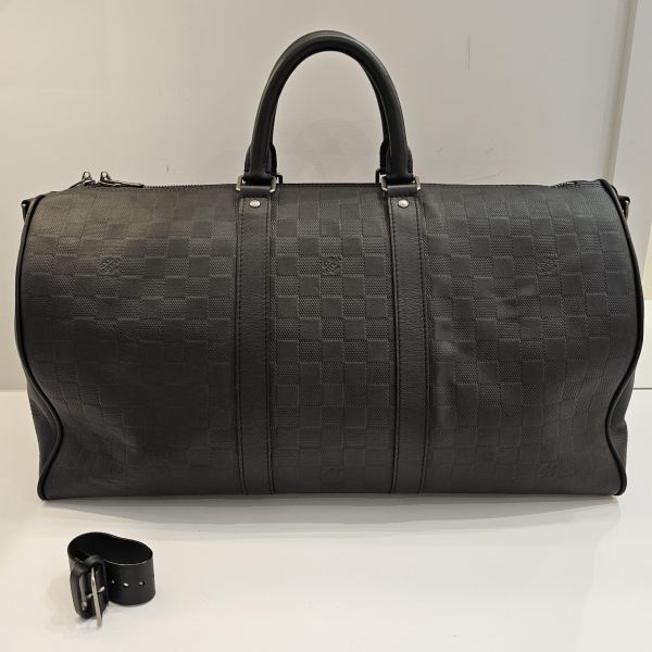 LV keepall50 黑格壓紋 旅行袋 LV包包 老花 keepall50黑武士 蒙田 ivy woc 迷你水桶nano montsouris bb 圓餅包 水桶包、精品包、名牌包、精品包推薦、精品二手包、經典款