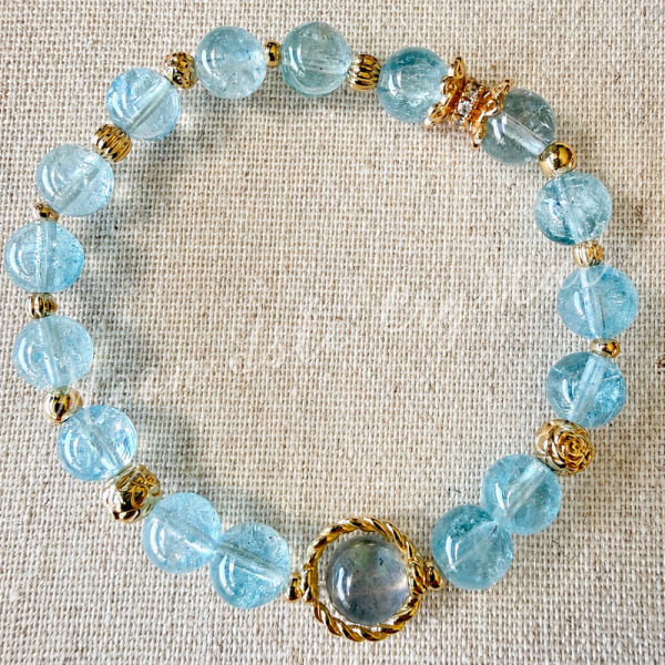 凝光 • Topaz 天然水晶手鍊、高品質水晶手鍊、平價水晶手鍊、招財水晶、愛情水晶、能量手鍊、月光石手鍊、紫水晶手鍊、白水晶手鍊、黃水晶手鍊、天然礦石飾品、女生水晶手鍊、日常配戴水晶