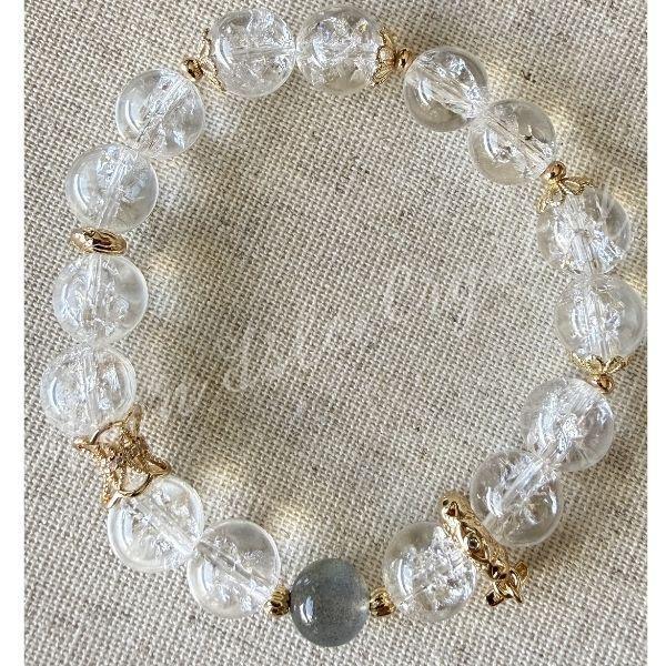 月碎光 • Crackle Quartz 天然水晶手鍊、高品質水晶手鍊、平價水晶手鍊、招財水晶、愛情水晶、能量手鍊、月光石手鍊、紫水晶手鍊、白水晶手鍊、黃水晶手鍊、天然礦石飾品、女生水晶手鍊、日常配戴水晶