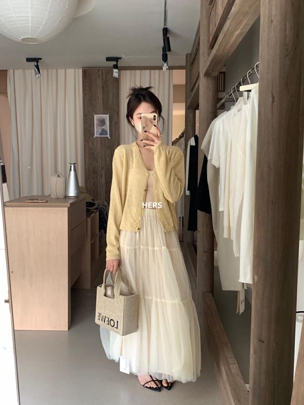 氣質溫柔彩扣設計防曬女短針織罩衫-3色 氣質溫柔彩扣設計防曬女短針織罩衫-3色