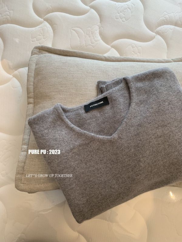 顯瘦溫柔浣熊絨高品質V領毛衣-3色 顯瘦溫柔浣熊絨高品質V領毛衣-3色