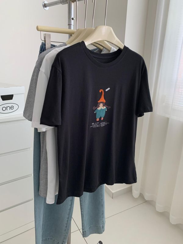 立體卡通刺繡帽子布娃娃薄款雪花棉上衣-3色 立體卡通刺繡帽子布娃娃薄款雪花棉上衣-3色