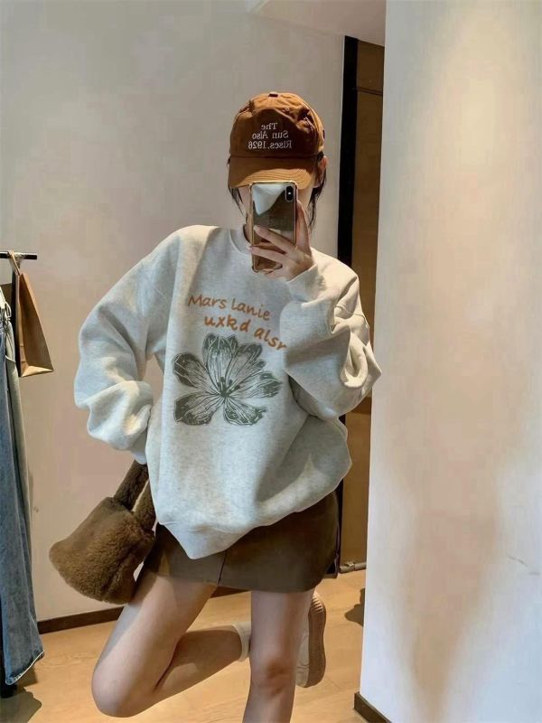 手繪復古花朵寬鬆tee 手繪復古花朵寬鬆tee