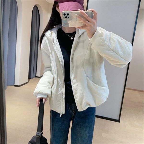 保暖連帽輕盈鋪棉寬鬆休閒外套-2色 保暖連帽輕盈鋪棉寬鬆休閒外套-2色