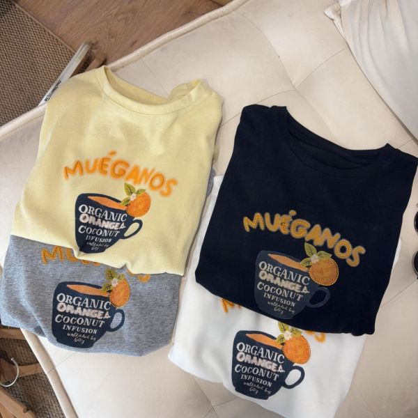 刺繡印花圓領休閒T恤-4色 刺繡印花圓領休閒T恤-4色