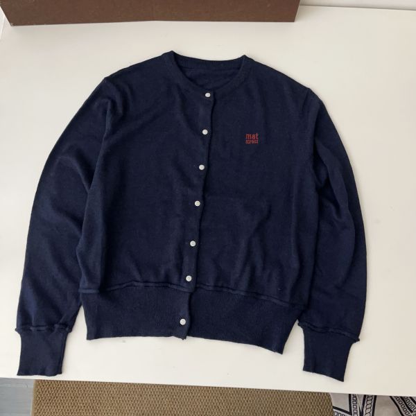 早秋上衣/開衫兩穿 刺繡百搭小清新單品-4色 早秋上衣/開衫兩穿 刺繡百搭小清新單品-4色