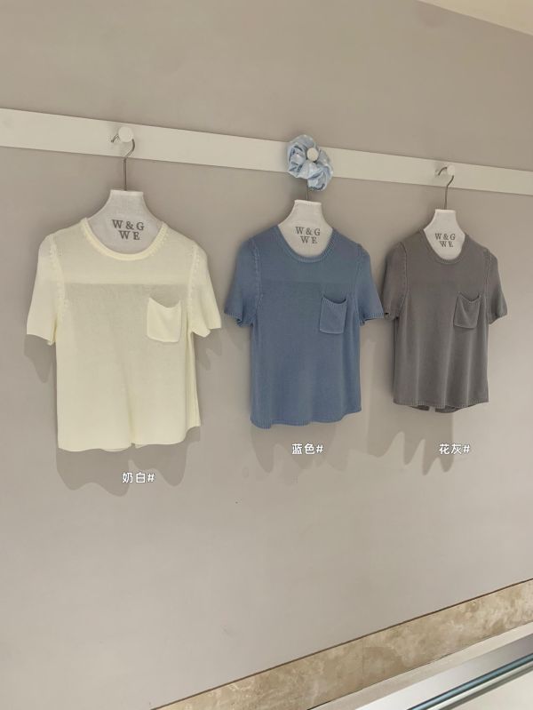 設計感後背繫帶薄款針織上衣-3色 設計感後背繫帶薄款針織上衣-3色