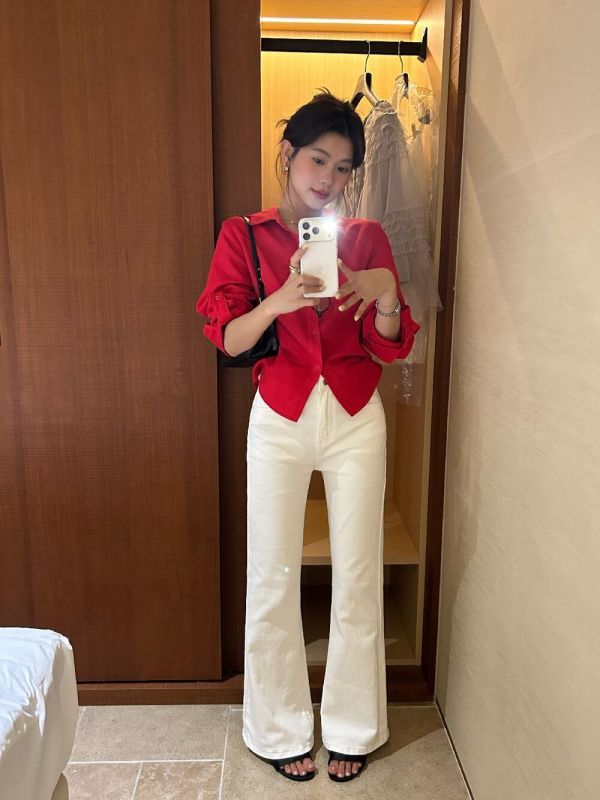 高腰顯瘦微喇叭大長腿牛仔褲-3色 高腰顯瘦微喇叭大長腿牛仔褲-3色