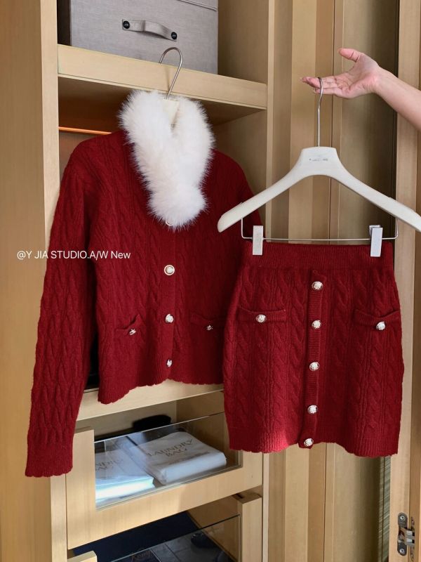 法式名媛風針織毛衣+包臀短裙套裝-4色 法式名媛風針織毛衣+包臀短裙套裝-4色