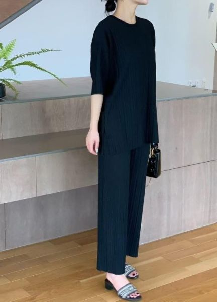 Korea 舒適褶皺寬鬆上衣+褲子set-3色 Korea 舒適褶皺寬鬆上衣+褲子set-3色