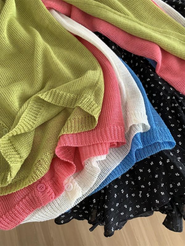 顯白色系克萊因藍冰絲薄款鬆弛感防曬空調罩衫-4色 顯白色系克萊因藍冰絲薄款鬆弛感防曬空調罩衫-4色