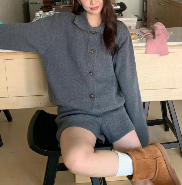 翻領開衫毛衣&高腰顯瘦闊腿褲套裝-4色 翻領開衫毛衣&高腰顯瘦闊腿褲套裝-4色