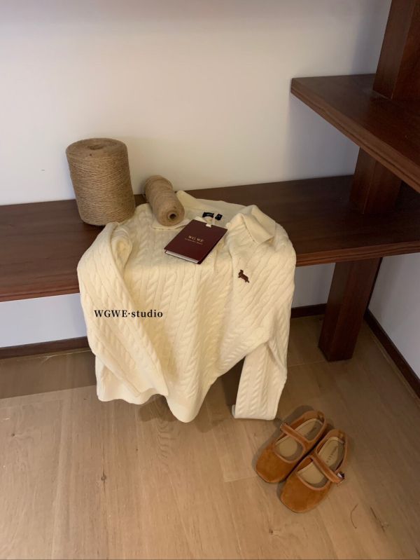 臘腸狗刺繡粗麻花百搭polo領針織毛衣-3色 臘腸狗刺繡粗麻花百搭polo領針織毛衣-3色