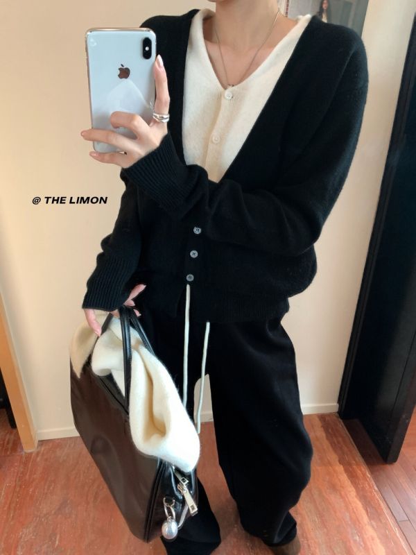 假兩件V領氛圍感  羊毛不厚重氣質針織上衣-5色 假兩件V領氛圍感  羊毛不厚重氣質針織上衣-5色