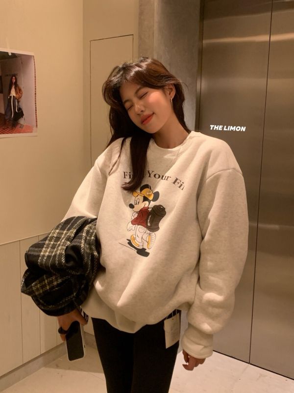 厚絨卡通印花 下擺抽繩套頭棉衣-3色 後絨卡通印花 下擺抽繩套頭棉衣-3色